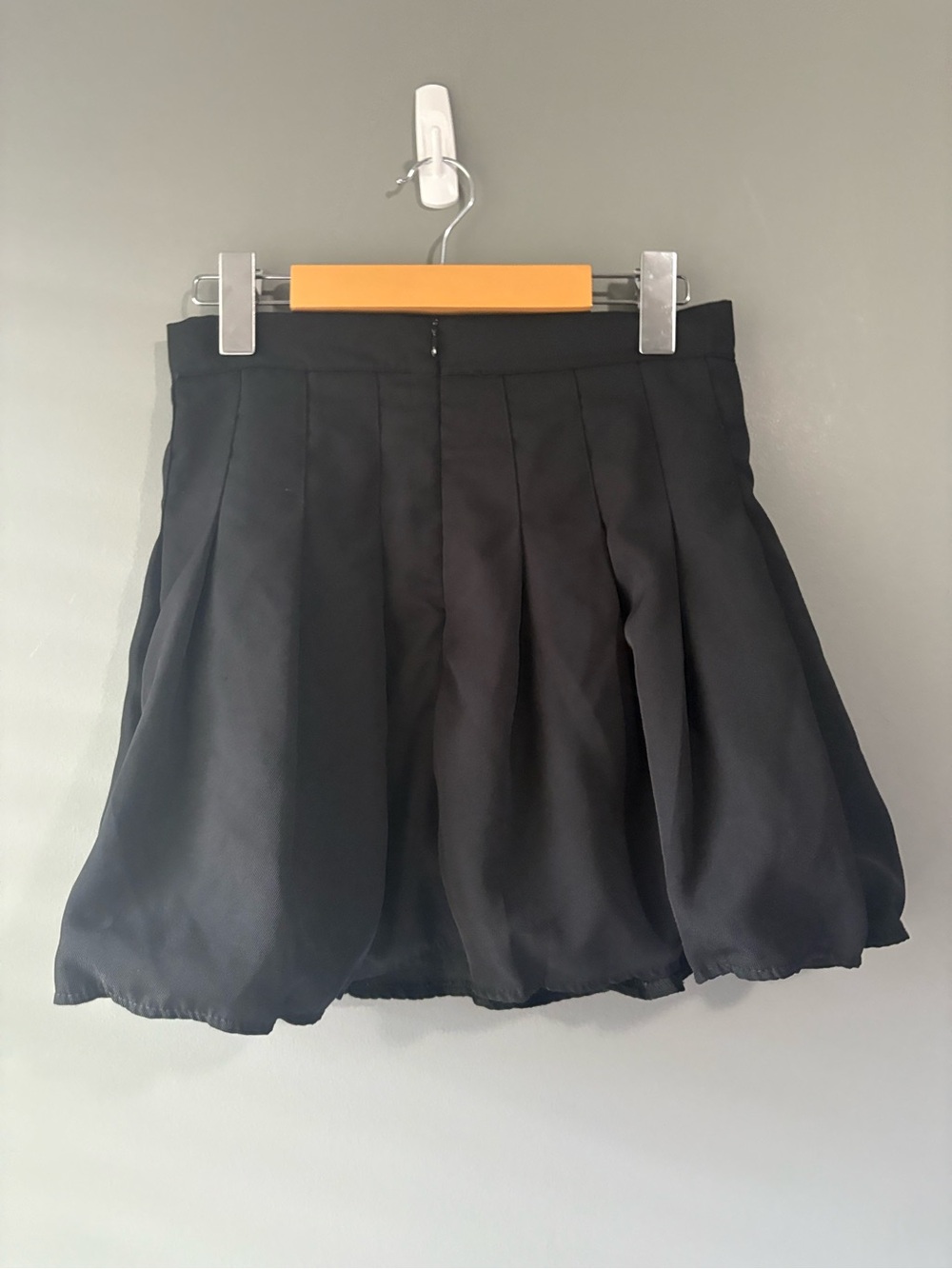 Hanshimei Black Pleated Skater Mini Skirt Size L - Picture 4 of 7